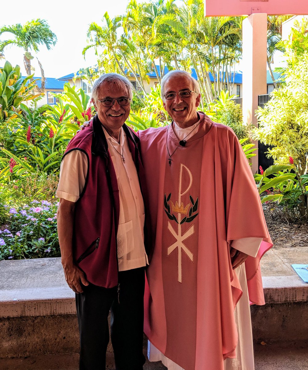 FrTimKenneySM's tweet photo. Celebrating Simbang Gabi at our parish on Maui with a huge crowd for Mass! Delicious pig!! Happy Advent https://t.co/Dkn9fu5L0X