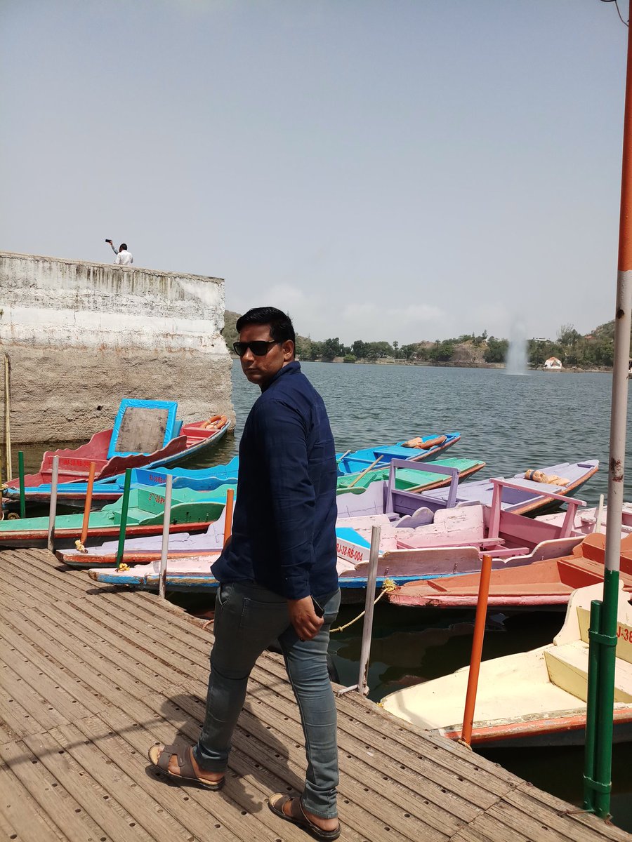Subhash18455889's tweet photo. जिसको दुआओं में मांगा तू है वही रहनुमा तेरे बिना है मुश्किल एक भी कदम चलना।
                🇮🇳 गोदारा 🇮🇳 https://t.co/oepMq587EA