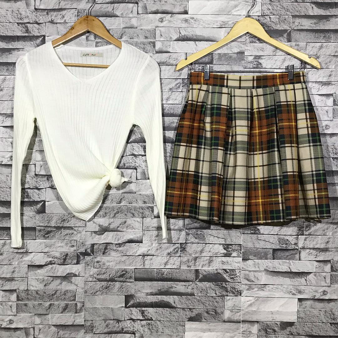 💃🏽Model : Bluz
💰Fiyat : 26,90 ₺
💃🏽Model : Ekose Kiloş Etek
💰Fiyat : 39,90 ₺
👗Beden : S - M - L
🚚Kargo : 8.90 ₺
📞Sipariş ve bilgi için : 0546 418 09 87 📲
🗝Kapıda nakit yada K.kartı ile ödeme imkanı