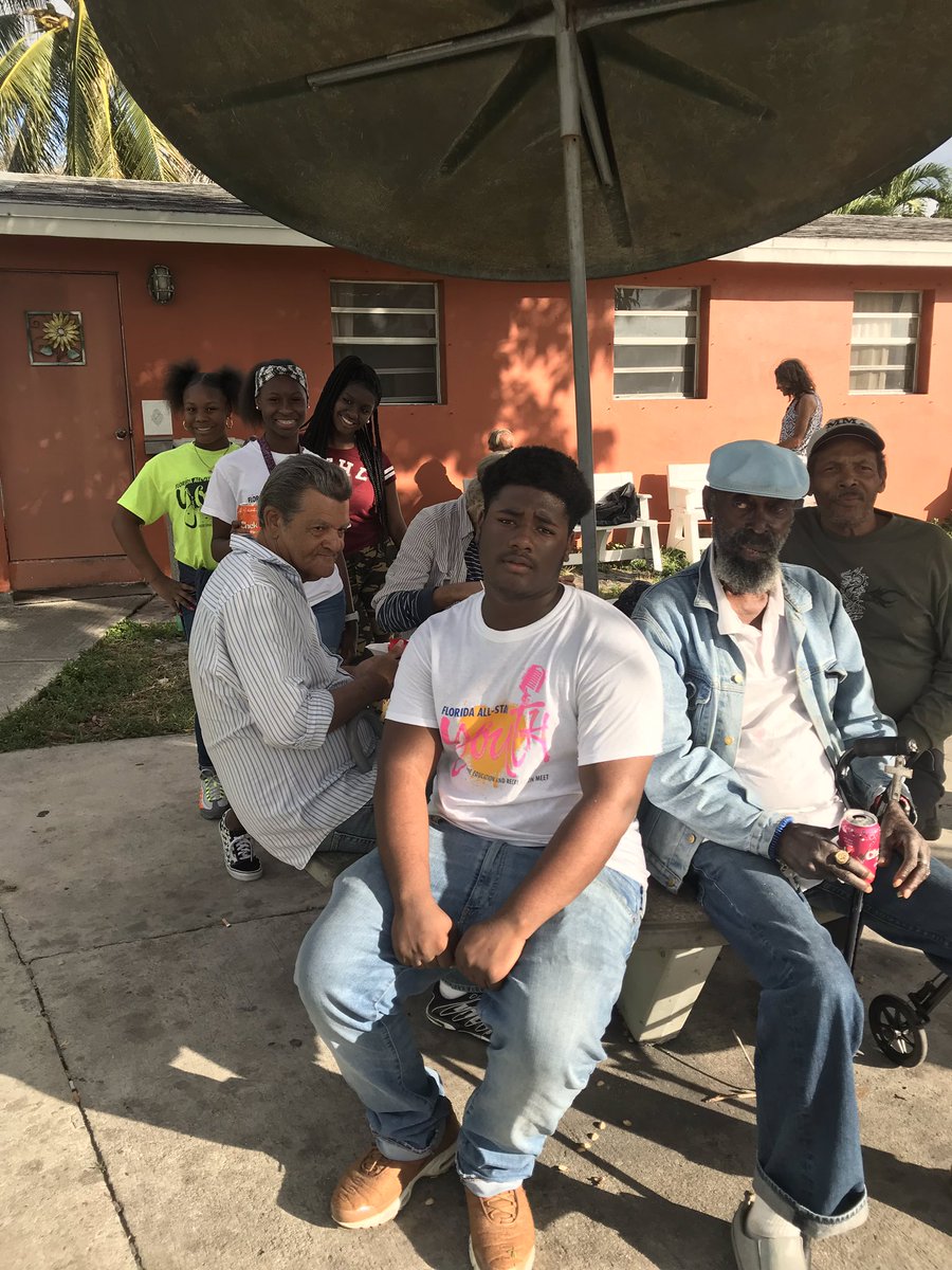 FASYINC's tweet photo. Today’s Christmas party and gift giveaway was amazing!! ❤️ The 97 residents enjoyed themselves and our hearts are full of joy!! Thanks to everyone that made today’s event a SUCCESS 🙏🏾🙏🏾🙏🏾 https://t.co/B2XuYmlssq