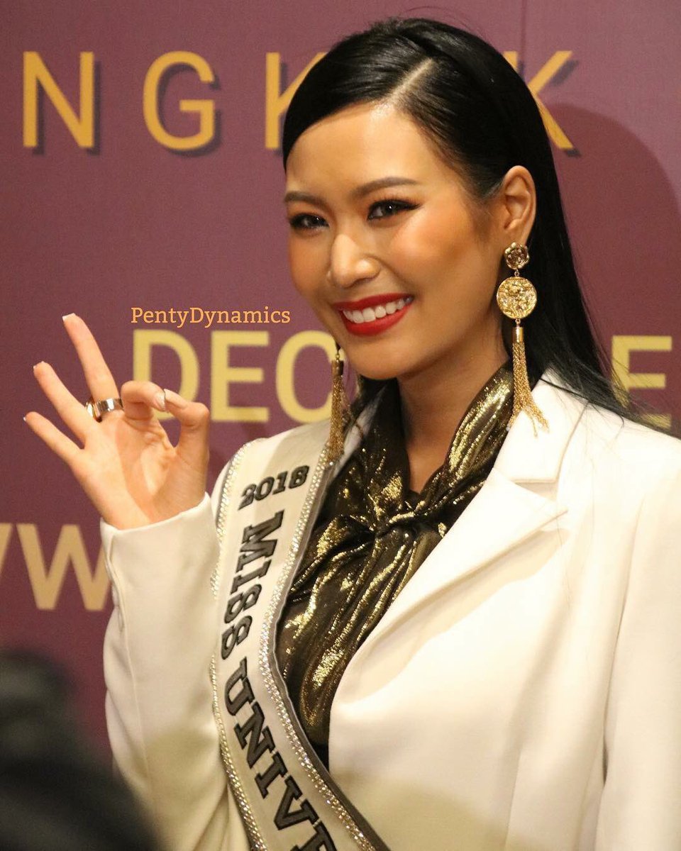 oscuro__'s tweet photo. I’m so impress with your answer. Super duper touching! Real empower woman! #MissUniverse⁠ ⁠ #Thailand https://t.co/OOUR5Zo5cd