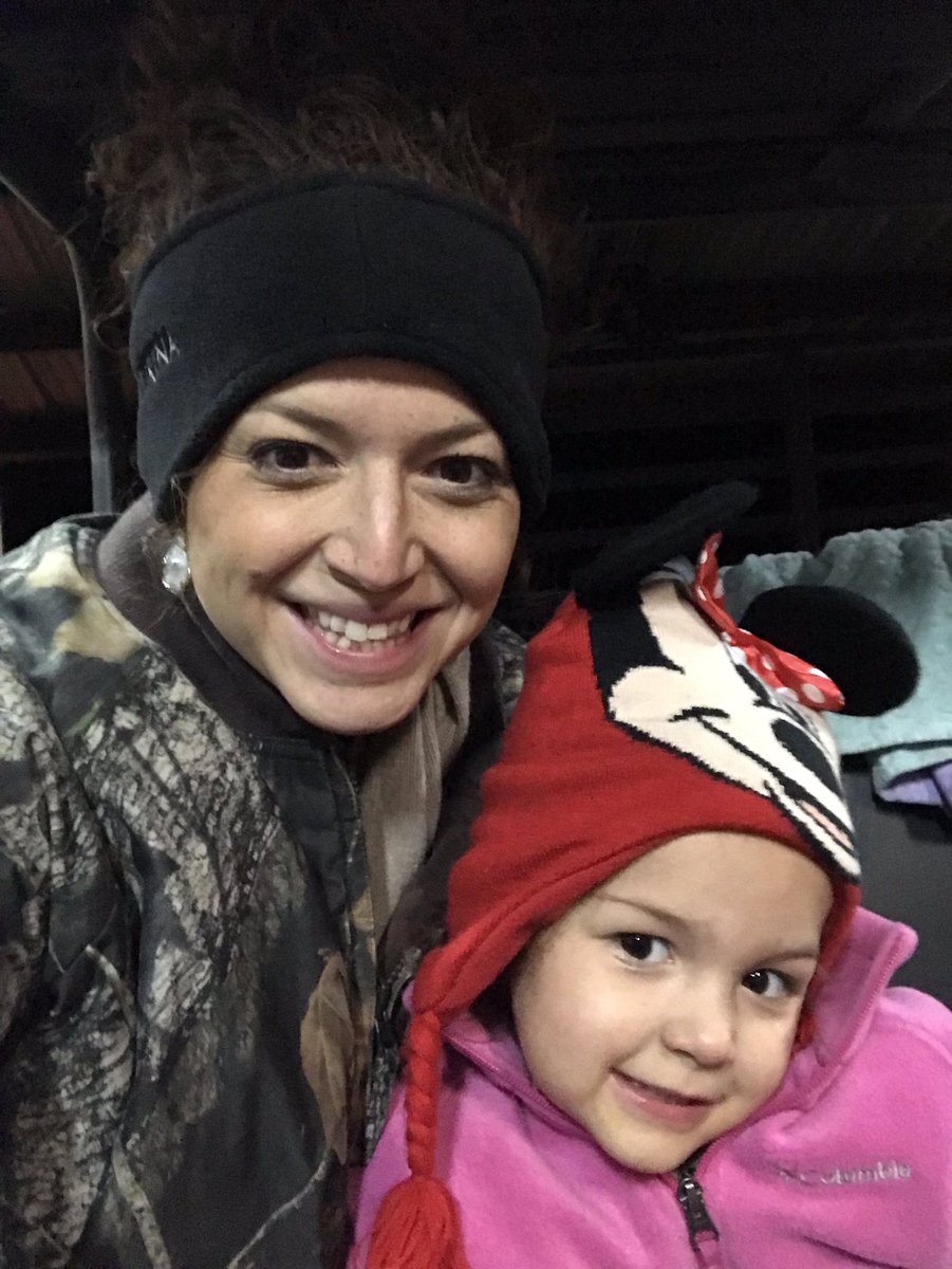 AgTeach_Sefcik's tweet photo. Successful weekend full of sweet giggles & wonderful memories!! #ranchtime #familyfunoutdoors #ourlittleczechxican #littlebffs #overdue #familyfriendsforever https://t.co/jR6hTv3NX3