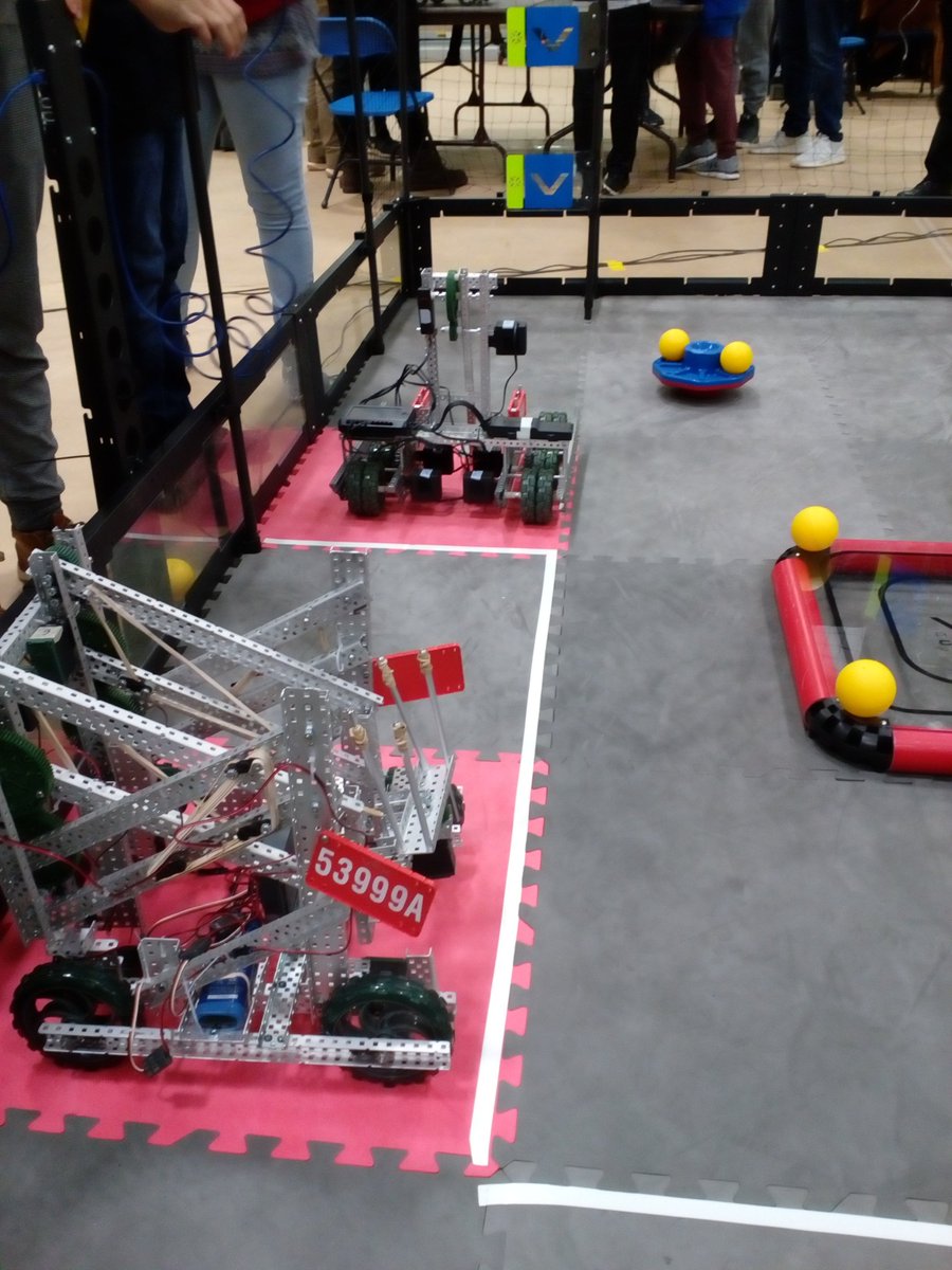 TechSchauer's tweet image. A VEX Robotics Competition took place at Sullivan County Community College on Saturday.  A number of high schools from all over New York State competed.  

Our North Rockland "Aperture Robotics Team" are eagerly awaiting the start of the First Robotics season!  #NRTechEd