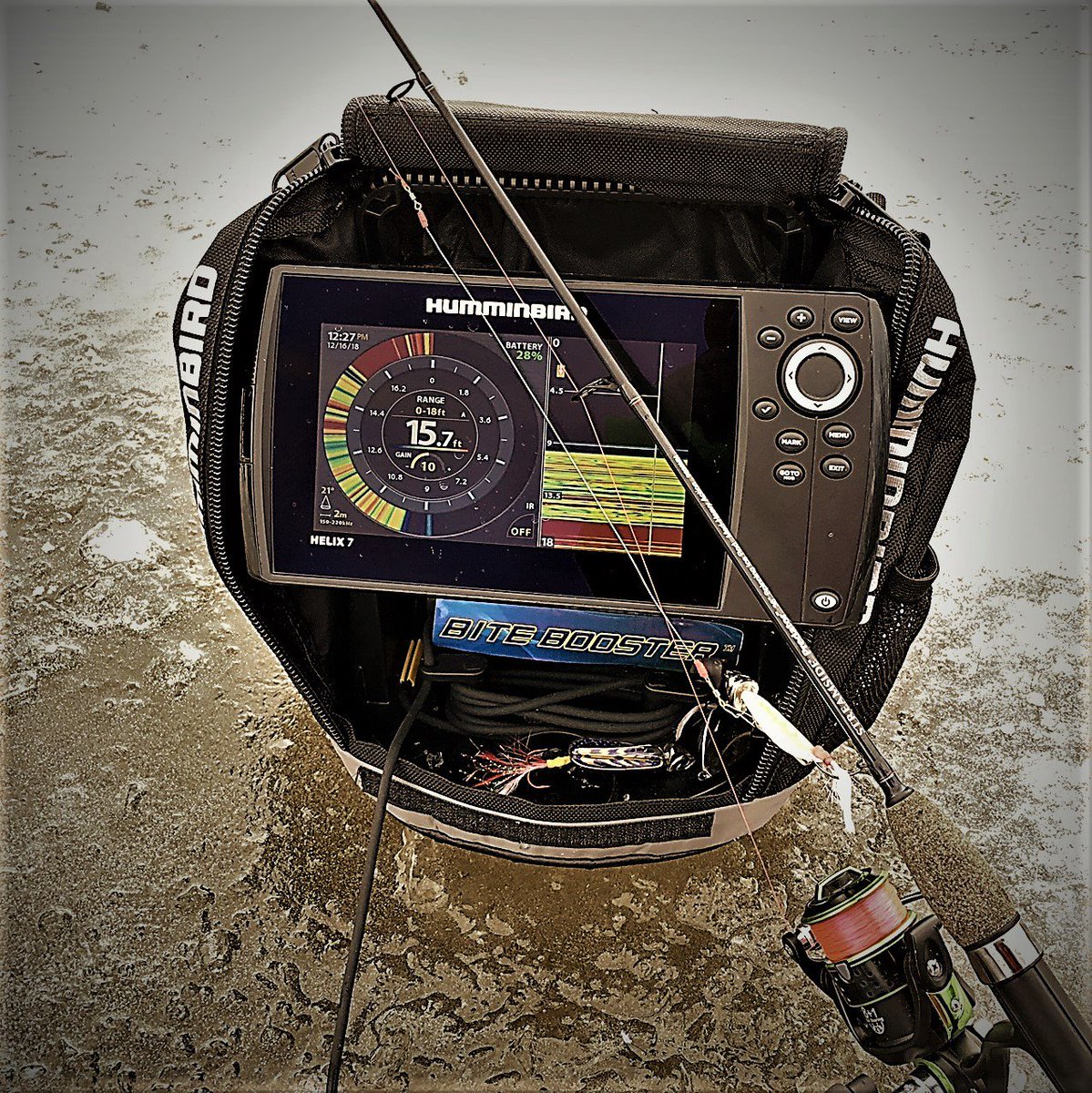 BiteBooster's tweet image. Hard water is finally opened for us.
Wishing every ice addict safe and successful season with  such marks on the screens! #bitebooster, #Streamside, #VMCHooks, #Humminbird. 
Special thanks to our friend #CarlLanciaux