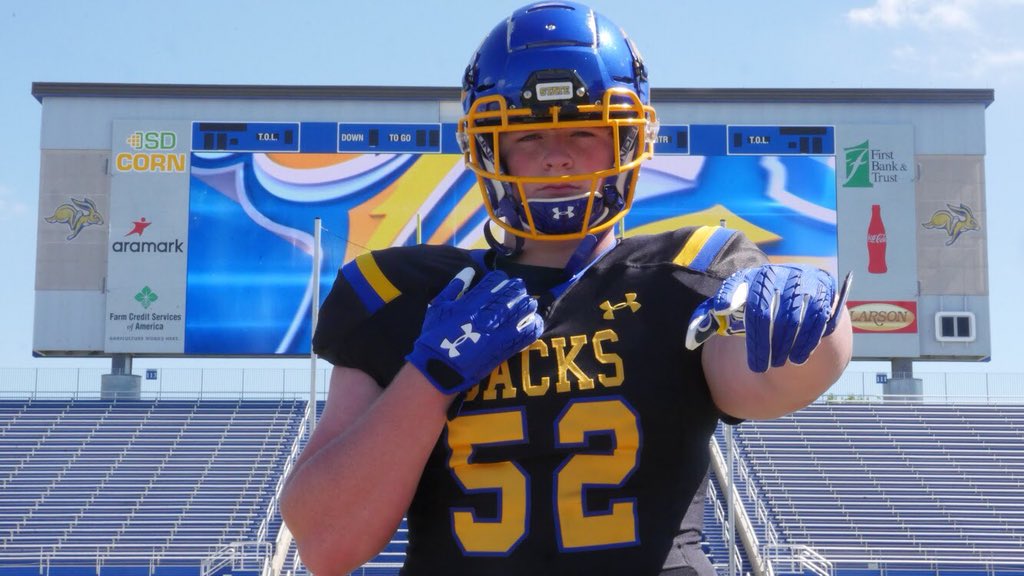 DepriestJarod's tweet photo. Proud to announce that I have committed to South Dakota State University!! Thank you to everyone that has helped me make this decision!! #JackBoys19 @CoachSmithSDSU https://t.co/YrEXXopz3t
