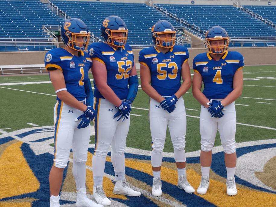 DepriestJarod's tweet photo. Proud to announce that I have committed to South Dakota State University!! Thank you to everyone that has helped me make this decision!! #JackBoys19 @CoachSmithSDSU https://t.co/YrEXXopz3t