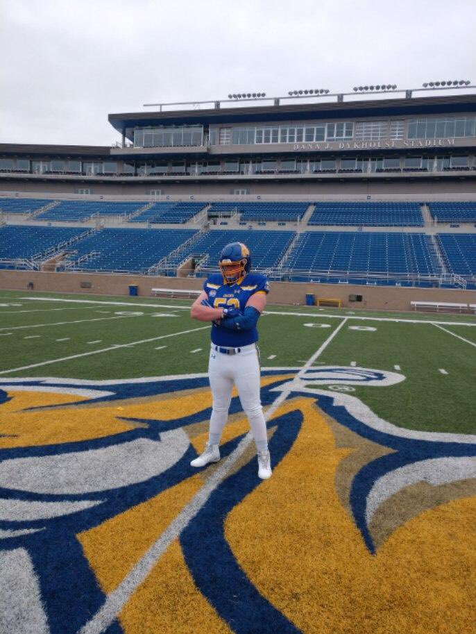 DepriestJarod's tweet photo. Proud to announce that I have committed to South Dakota State University!! Thank you to everyone that has helped me make this decision!! #JackBoys19 @CoachSmithSDSU https://t.co/YrEXXopz3t