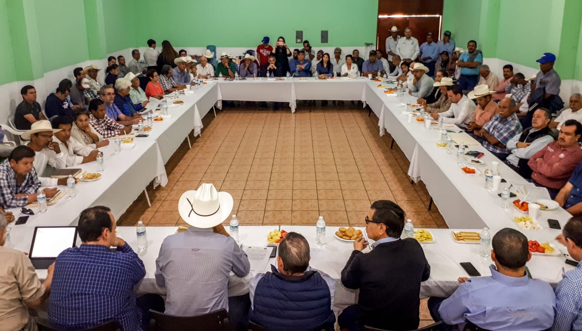 En seguimiento a las instrucciones del #PresidenteDeMéxico <a href="/lopezobrador_/">Andrés Manuel</a> una misión de funcionarios de la #SADER realizó gira de 2 días con productores afectados por el huracán Willa tanto del norte de #Nayarit como del sur de #Sinaloa para poner en marcha acciones de apoyo.