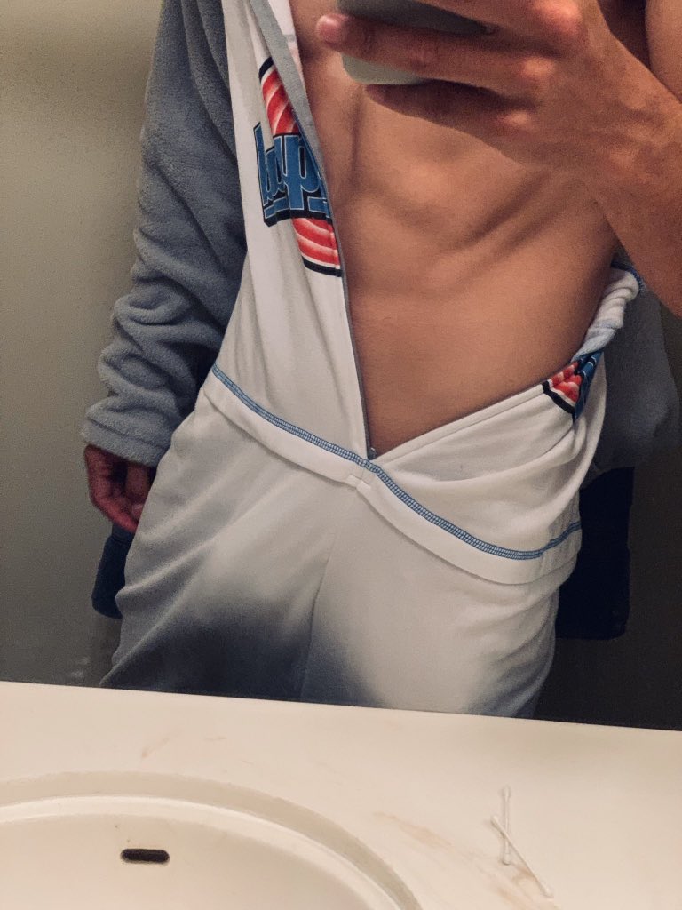 DulQv8ZXgAARjI5?format=jpg&name=medium