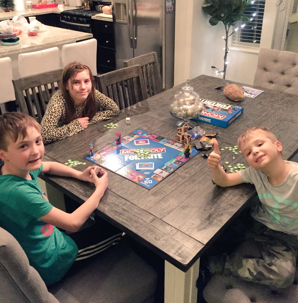 Alan_B_Happy's tweet photo. Just got “boogie bombed” 🕺🏼💣
@Hasbro @FortniteGame #fortnitemonopoly https://t.co/mbM4IBqooq