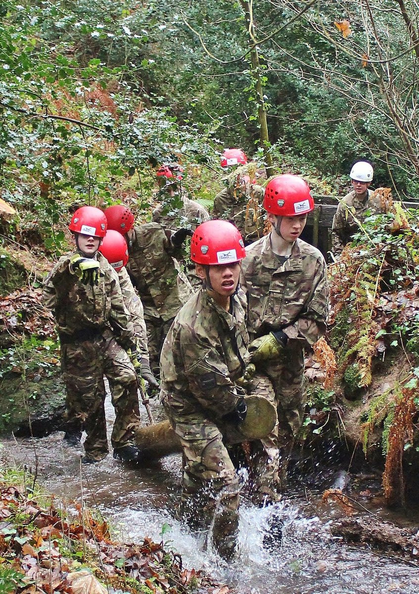 7OverseasATC's tweet photo. The cadet year was ended with the log run at St. Catherine’s Woods which is an inter flight competition. Great effort by all! Have a great Christmas and looking forward to opening the next year with the turkey buster! @ComdtAC @aircadets #whatwedo #logrun #competition https://t.co/HHOC5wDEpd