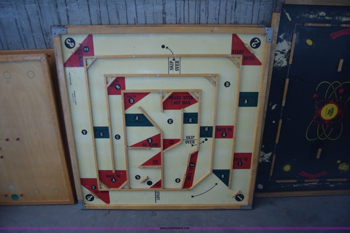 Vintage Carrom Maze Board