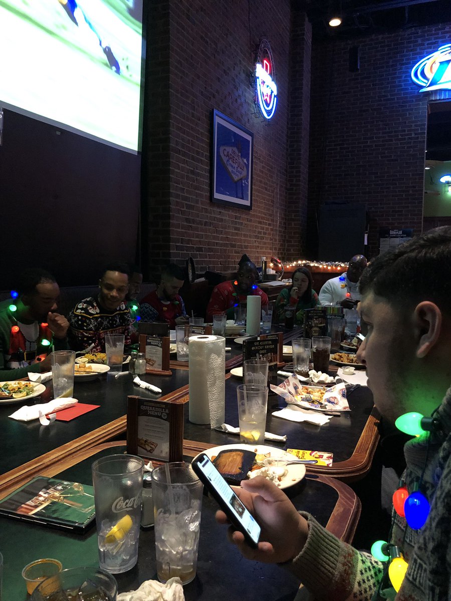 🔥TeamCharLIT🔥 Christmas dinner!!! Great to welcome new faces to the squad!!! <a href="/MarqRodgers/">Marq Rodgers</a> <a href="/AdamMRagab/">Adam M. Ragab</a> <a href="/404girl/">Betsy Francis</a> #RodgersTHAT #ShakeandBlake
