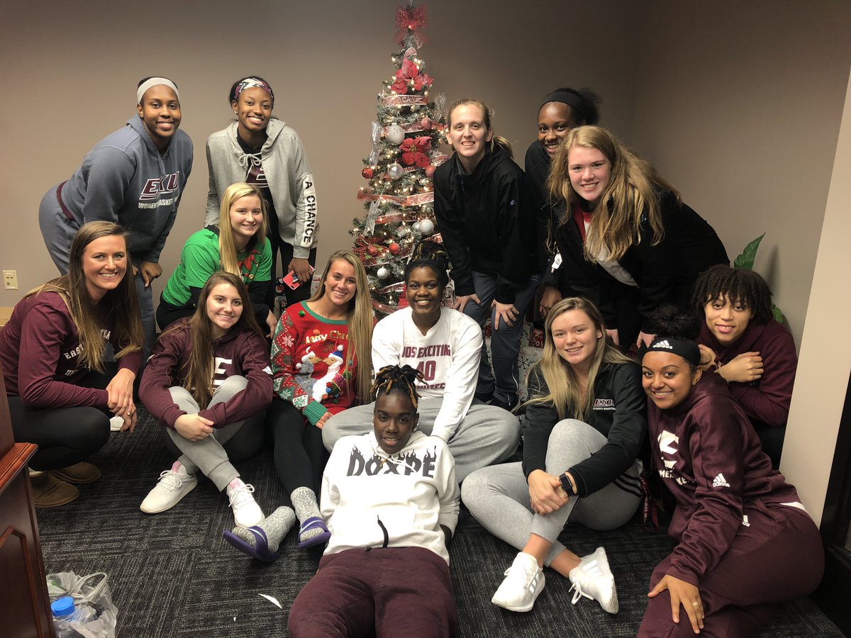 EKUWBB's tweet photo. The gift of being able to give is a blessing!!! We are excited to be able to share our blessings!! https://t.co/HfXZk6sXn2