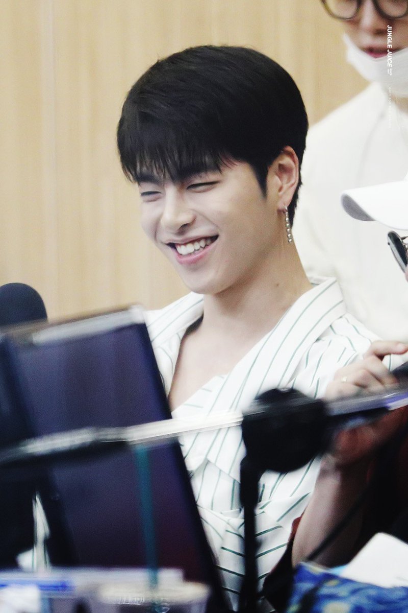 You know your smiles can make my day better?  #JUNHOE  #JUNE  #iKON  #구준회  #준회  #아이콘  #ジュネ
