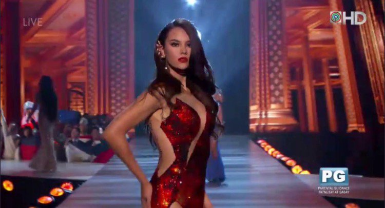 burningwitchh13's tweet photo. MISS PHILIPPINES ENTERED THE TOP 3! OMG!!!
#CatrionaForMissUniverse #MissUniverse #MissPhilippines https://t.co/uvjzZ8z8Jl