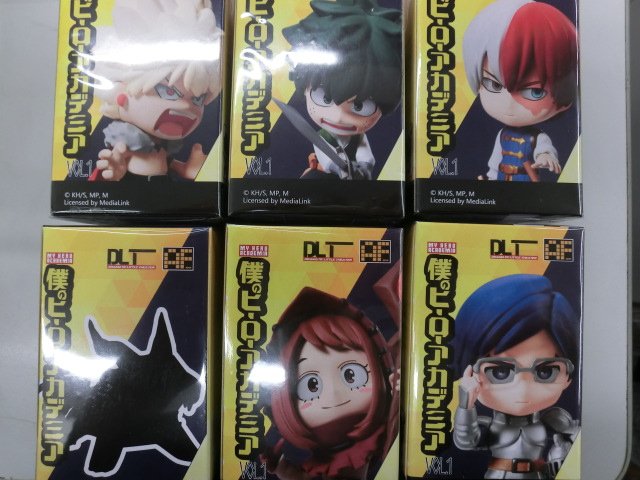 K Books キャラ館 ジャンプ 早速本日の入荷情報を紹介致します 僕のヒーローアカデミア 中国限定缶バッジ フィギュアが入荷しました 入手困難の商品ですよ 是非キャラ館までお越しくださいませ ᗜ ヒロアカ Kbooks 海外限定 かわいい