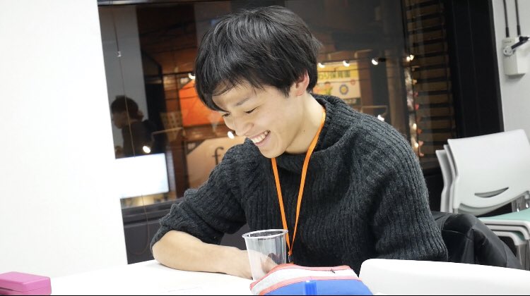 gbuicchan418's tweet photo. 第3回op.C meet up
#「人生100年時代」の多様な生き方、働き方
全然わからない未来を想像しながら初対面の人達に発信する。
自分でも気づいてないだろうけど皆んな笑顔で話してくれてることが本当に嬉しい🤗
#opC_meetup #opC
#YoungFlag #コミュニティデザイン
#生き方 #働き方 #わくわく https://t.co/Dmh4k265Zo