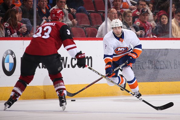 ArizonaCoyotes's tweet photo. On the 16th day of our #Howliday giveaways we're giving away four lower level tickets to #NYIvsARI this Tuesday! RT to win. 

*Must be following to win. https://t.co/8U8NWrW0fk