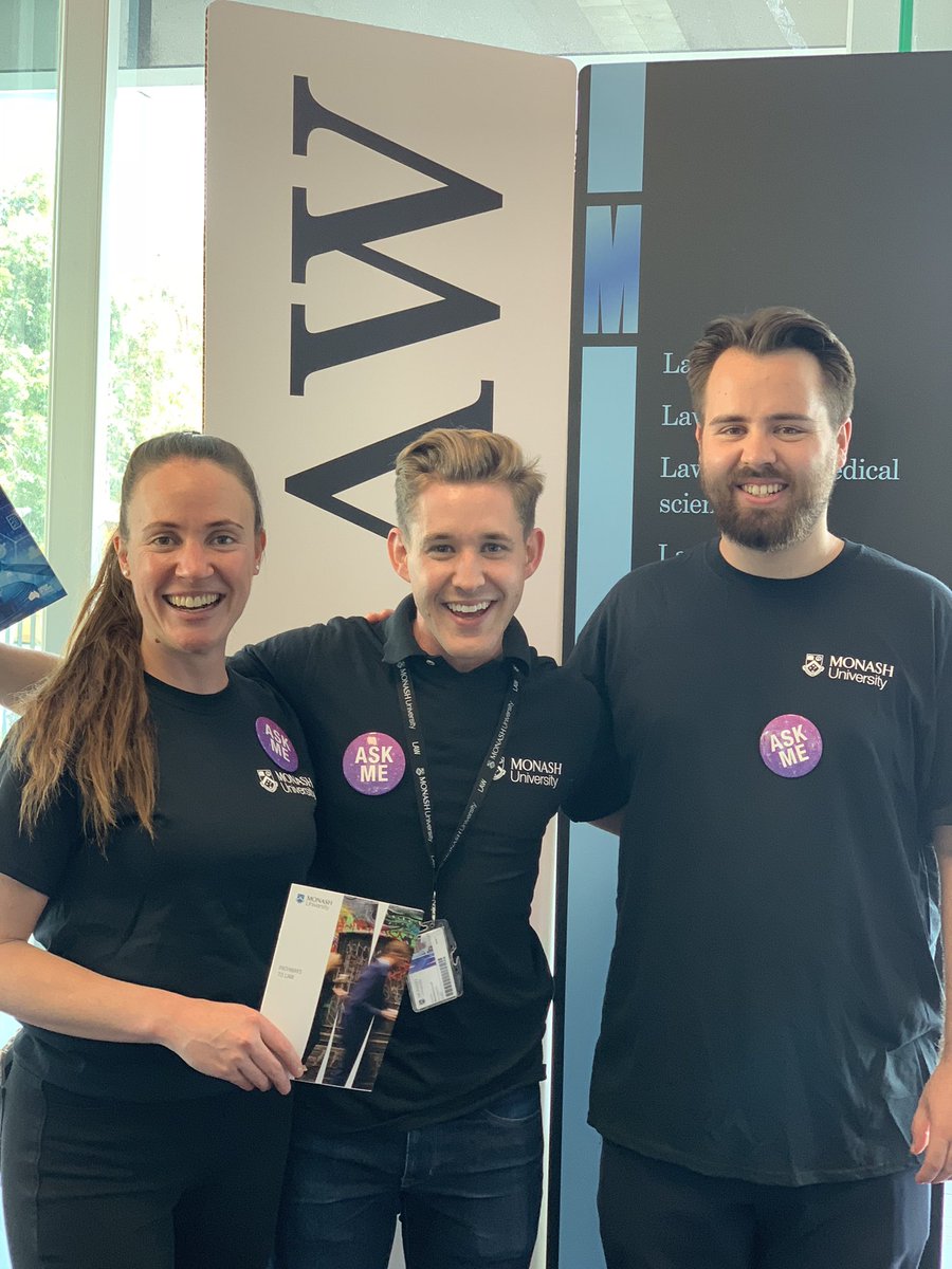 MonashLawSchool's tweet photo. Ask me! Chat to the #Law team at the #changedayexpo today! #vtac #monashlaw #changeofpreference https://t.co/GWd8go8csC