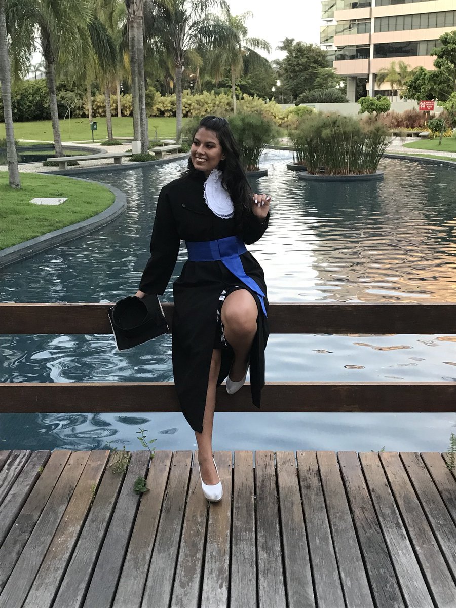 RachelFelixs's tweet photo. #Formanda2018🎓 https://t.co/SrWFB3IPCK