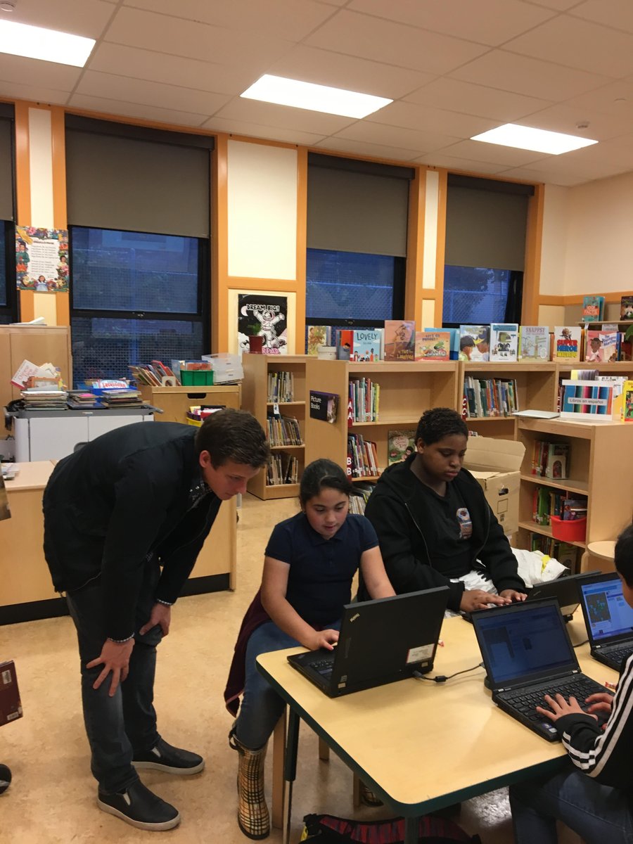 RRRComputer's tweet image. The 2018 Computer Learning Workshop at Cesar Chavez Elementary School uses the Laptop donations supplied by RRRComputers. Students in the program are also taught computer skills to help them through their academic years and beyond.
#rrrcomputer.org #education #donate #inspiration