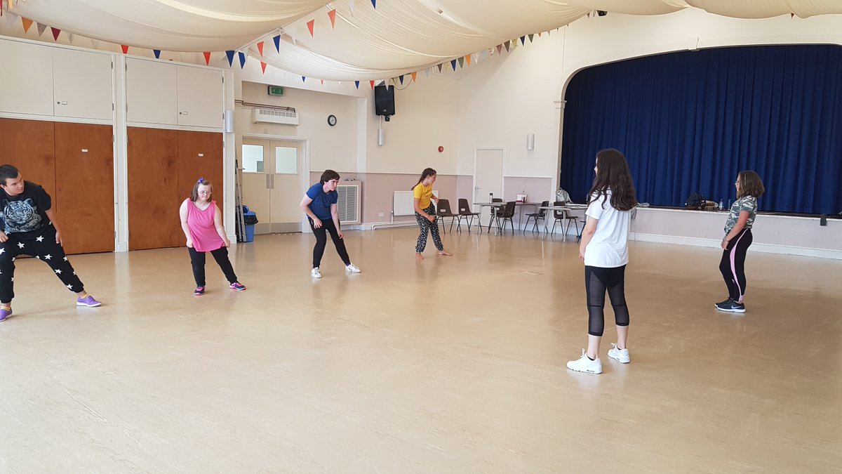 DanceUDOIT's tweet photo. Last week of term and we've got 2 Dance Leader Level 2 courses starting today in Caerphilly &amp; Swansea! 
Welcome on board our new tutor @HannahMayEvans 💃🏼 https://t.co/cwUsIbOgji
