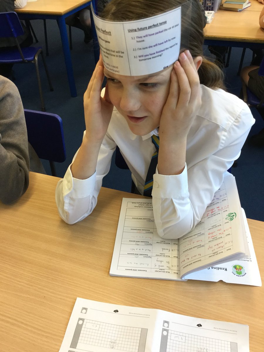 MarklandHill's tweet photo. This morning Linden are playing heads up to practise our grammar #spagfun https://t.co/0Snzwvgzof