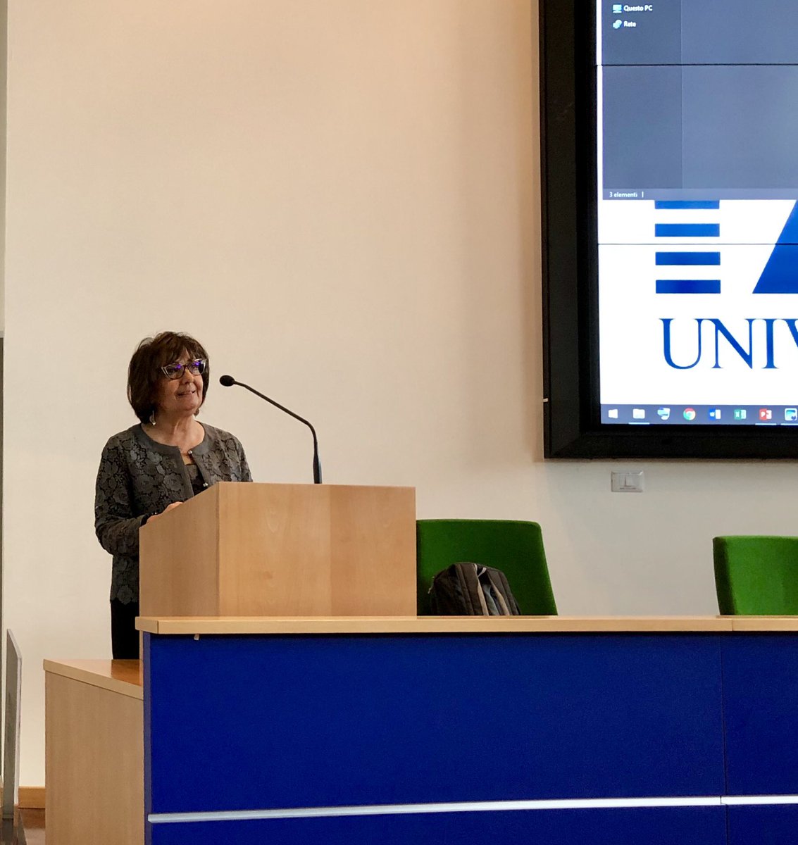 IngegneriaR3's tweet image. @IngegneriaR3 @Hackability_ITA Apertura di #hackability @UnivRoma3 con i saluti del Rettore Prof. Pietromarchi, il Prorettore vicario Prof.ssa Cajola, il Direttore del dipartimento Prof. Benedetto