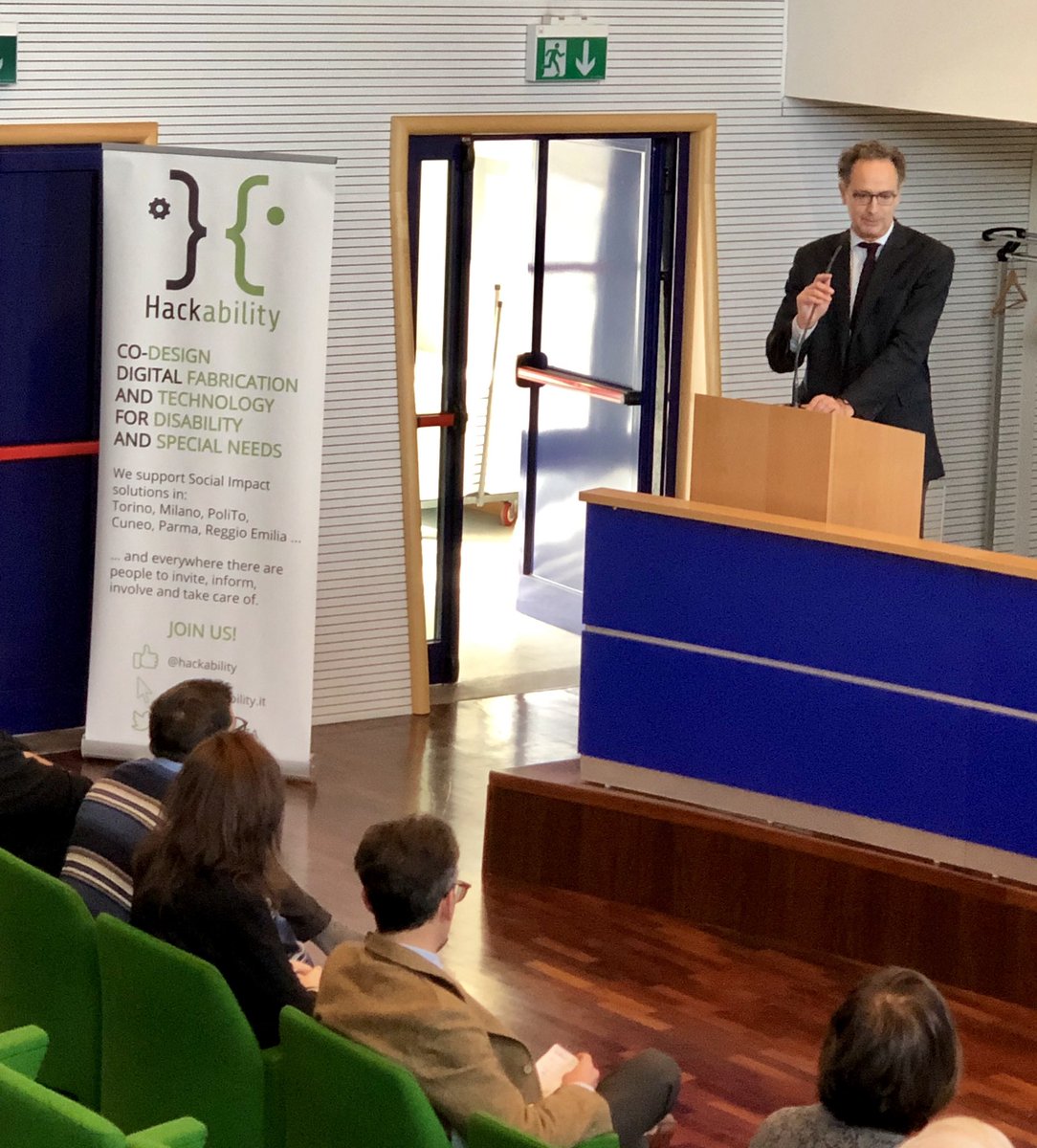 IngegneriaR3's tweet image. @IngegneriaR3 @Hackability_ITA Apertura di #hackability @UnivRoma3 con i saluti del Rettore Prof. Pietromarchi, il Prorettore vicario Prof.ssa Cajola, il Direttore del dipartimento Prof. Benedetto