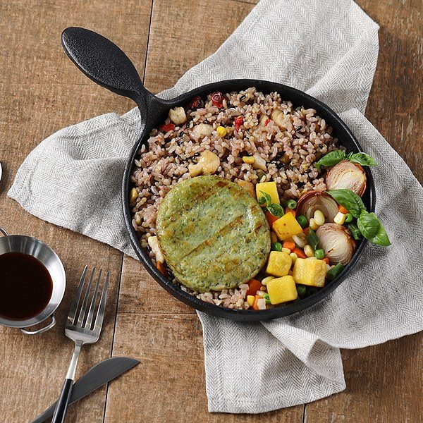 Angbobs_'s tweet image. 앙밥스 299kcal도시락 8종 오픈✔️

맛은UP~칼로리는 DOWN~
다양한 구성으로 준비해보았습니다

다들 맛한번보셔용~~🍚🍴

닭가슴살 전문 브랜드 '앙밥스'
angbobs.com

#현실적으로 #앙밥스 #앙밥스닭가슴살 #angbobs 
#닭가슴살 #도시락 #저칼로리 #신제품  #맛있는 #앙밥스도시락 #jmt