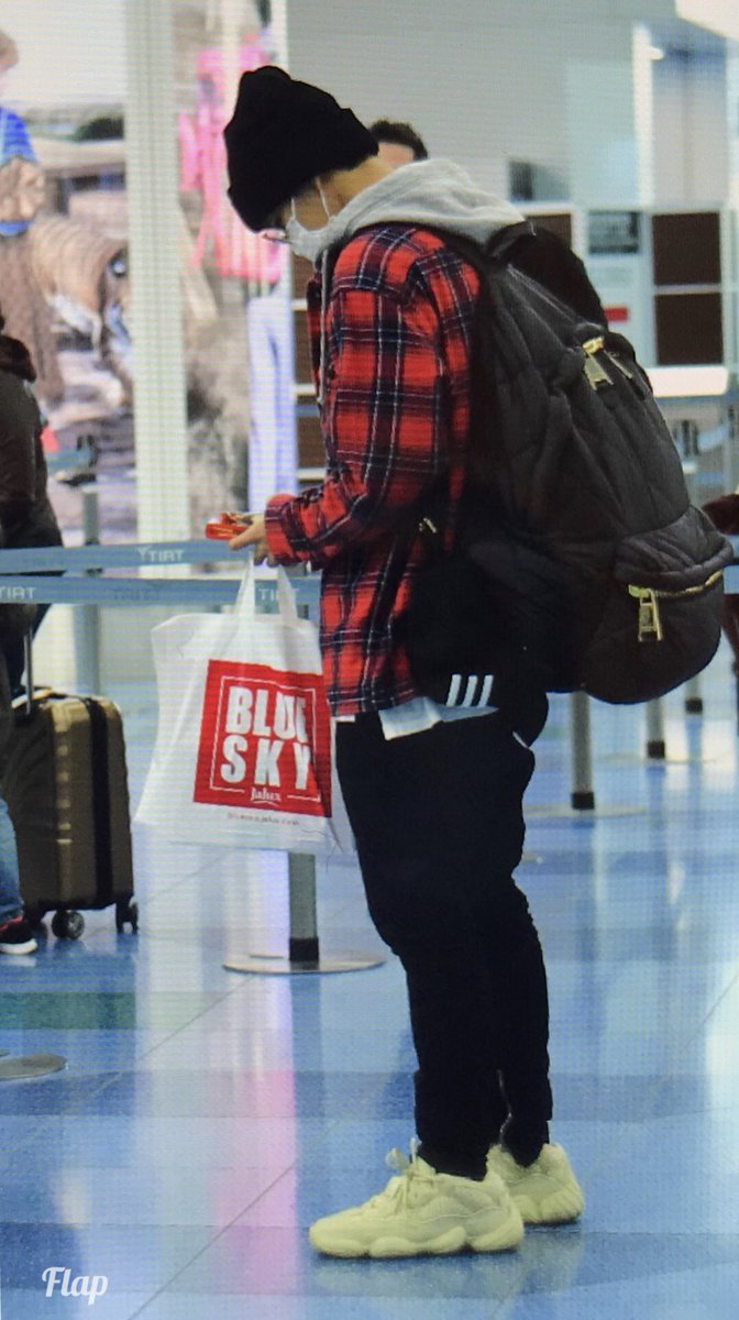 181217 HND 출국
#Kyungil 
#송경일 #경일
@_songkyungil