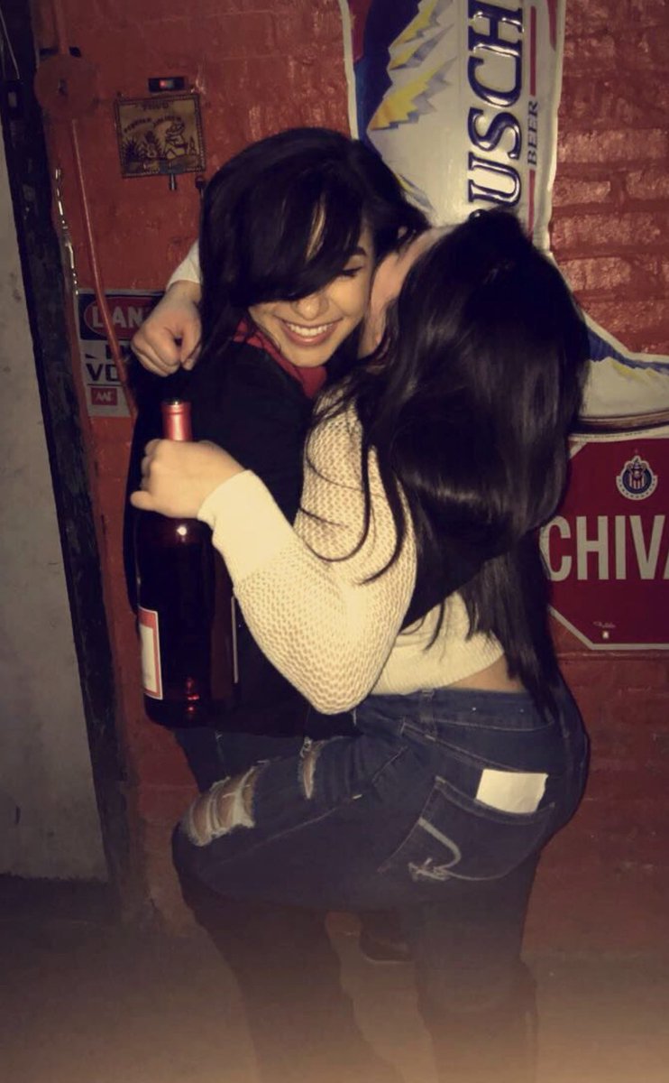 rosaahk_'s tweet image. happy birthday shortyyy ❣️🎉🥳 @Elenn17 #21af