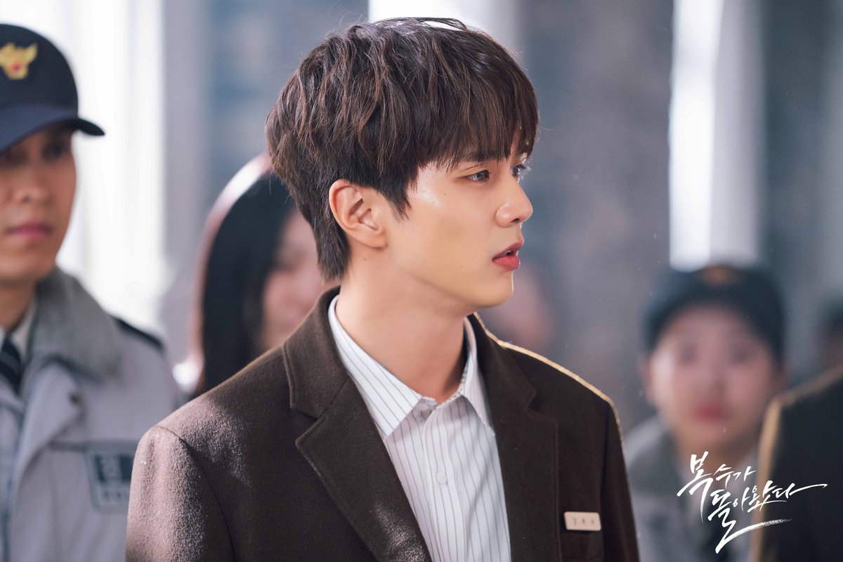복수가 돌아왔다 비하인드 컷 https://m.programs.sbs.co.kr/drama/mystrangehero/visualboards/57878… #유승호 #YooSeungHo #복수가돌아왔다 #강복수ترجمة المنشور