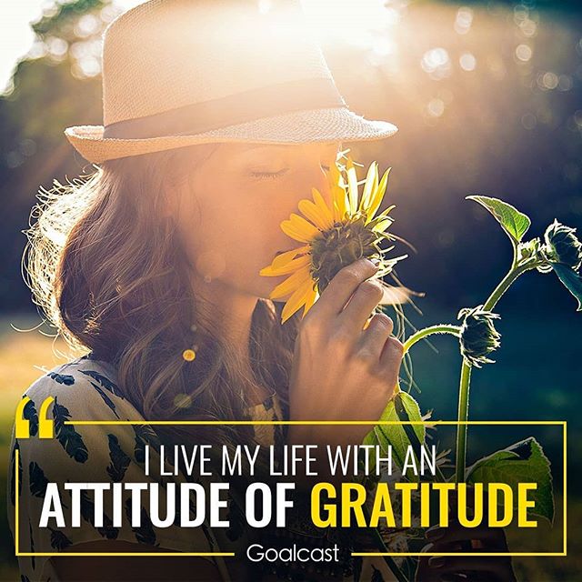 HabariShop's tweet image. This is our mood this morning. Double tap if you are thankful too. Have a wonderful week ahead #smemarkethub #mondaymotivation #Thankful