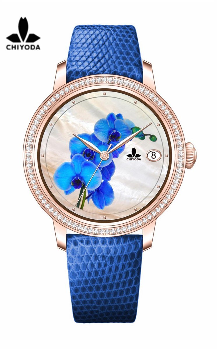 ECVVmarketing's tweet photo. CHIYODA adopts an innovative idea that uses the seashell to make a clean, classic and elegant dial, which creates a watch of a timeless classic... https://t.co/T1647JEXMQ
#motherofpearl #Fashion #Trend #Gift #LuxuryWatch #Collection #Style #Watch #Watches #ShellWatch #Timepiec https://t.co/XM5bybNtze