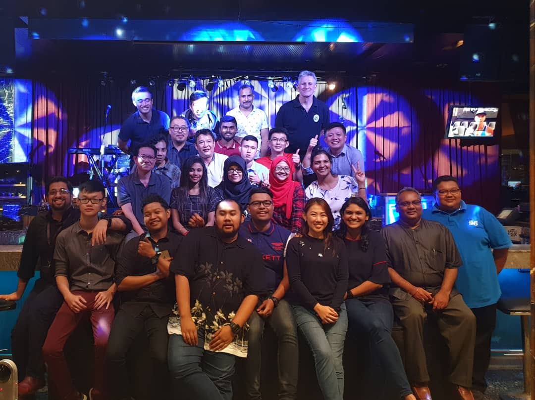121advisor's tweet photo. Celebrating the Year 2018, it has been a wonderful year with the team. Good work guys! Let's thrive for more next year!
#121Advisor #yearend #team #dinner #celebration https://t.co/YNSDcfVYpp
