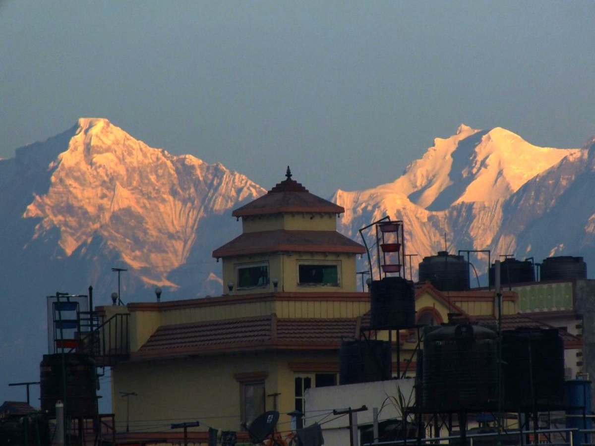 DecodingNepal's tweet photo. गणेश हिमाल आज बिहान यस्तो देखियो ।
#DecodingNepal #BeautifulNepal तस्विर- @iShzz https://t.co/B1bmw2uUFH