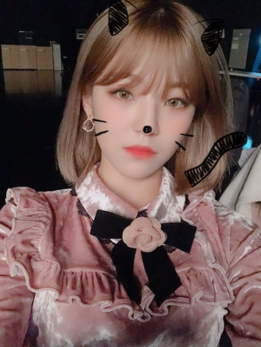 Dumsp7eVAAAPUxQ.jpg:large