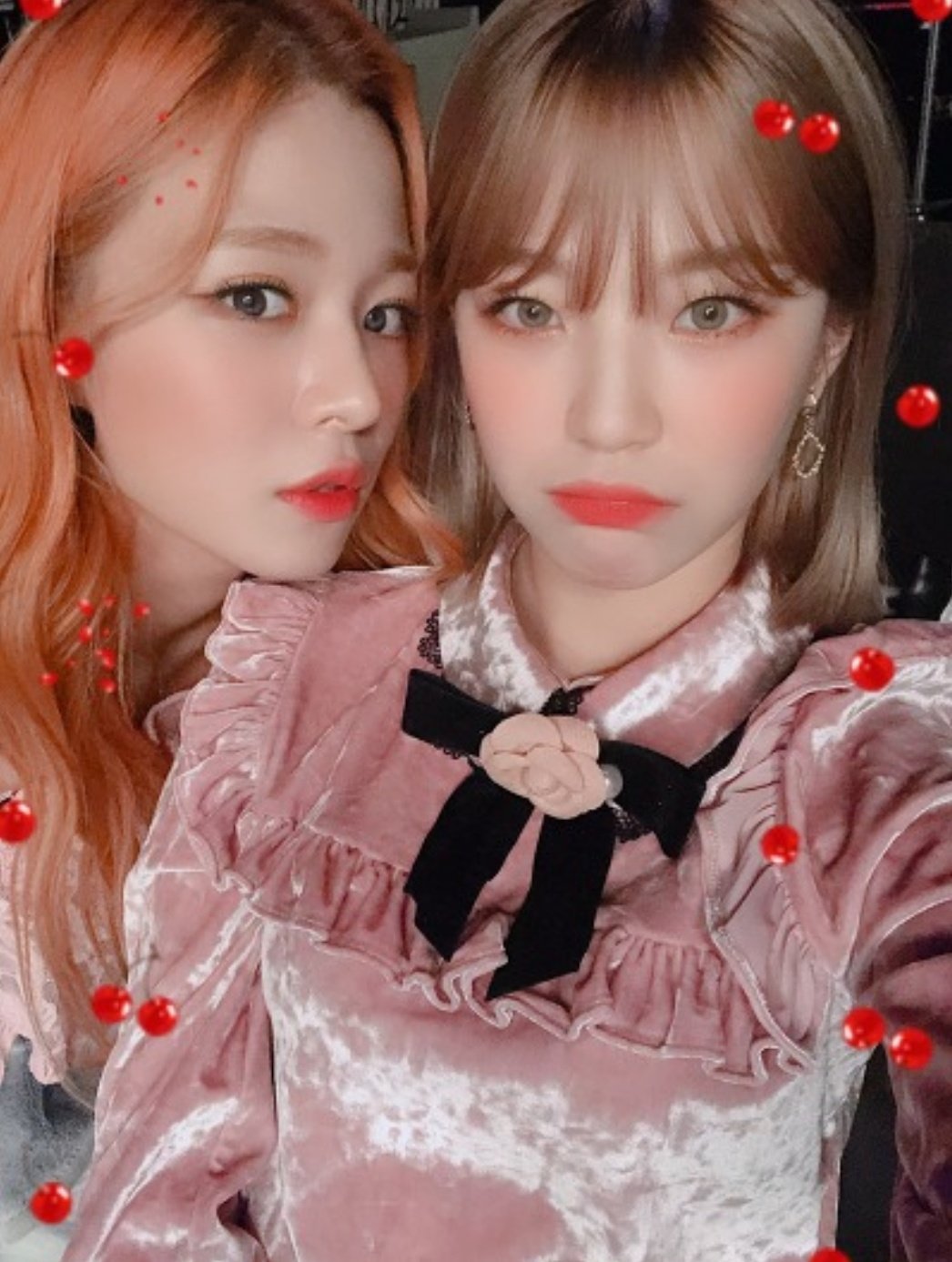 DumsqlIUcAAKxib.jpg:large