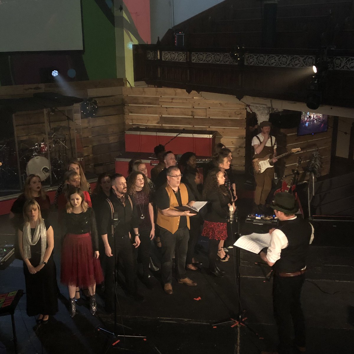 AliveLincoln's tweet photo. What a great Sunday, from worship to @stuartoflincoln and Irene continuing our Christmas series to our final Christmas performances #AliveChristmas https://t.co/LwcF0VOa3x