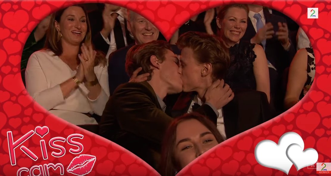 skam_arc tweet picture