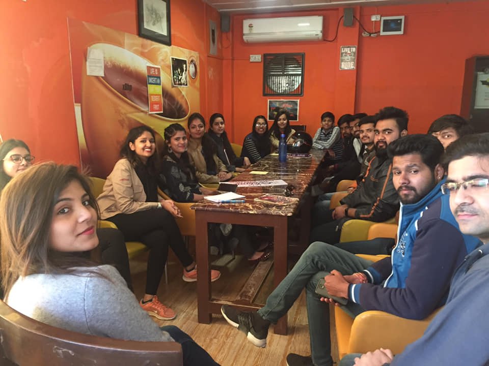 Digification_'s tweet photo. #DigitalMarketingDay Celebrations in Udaipur
We are proud to be Digital Marketers.
#DMDAY2018 #Digication https://t.co/WmYUFsj5UO