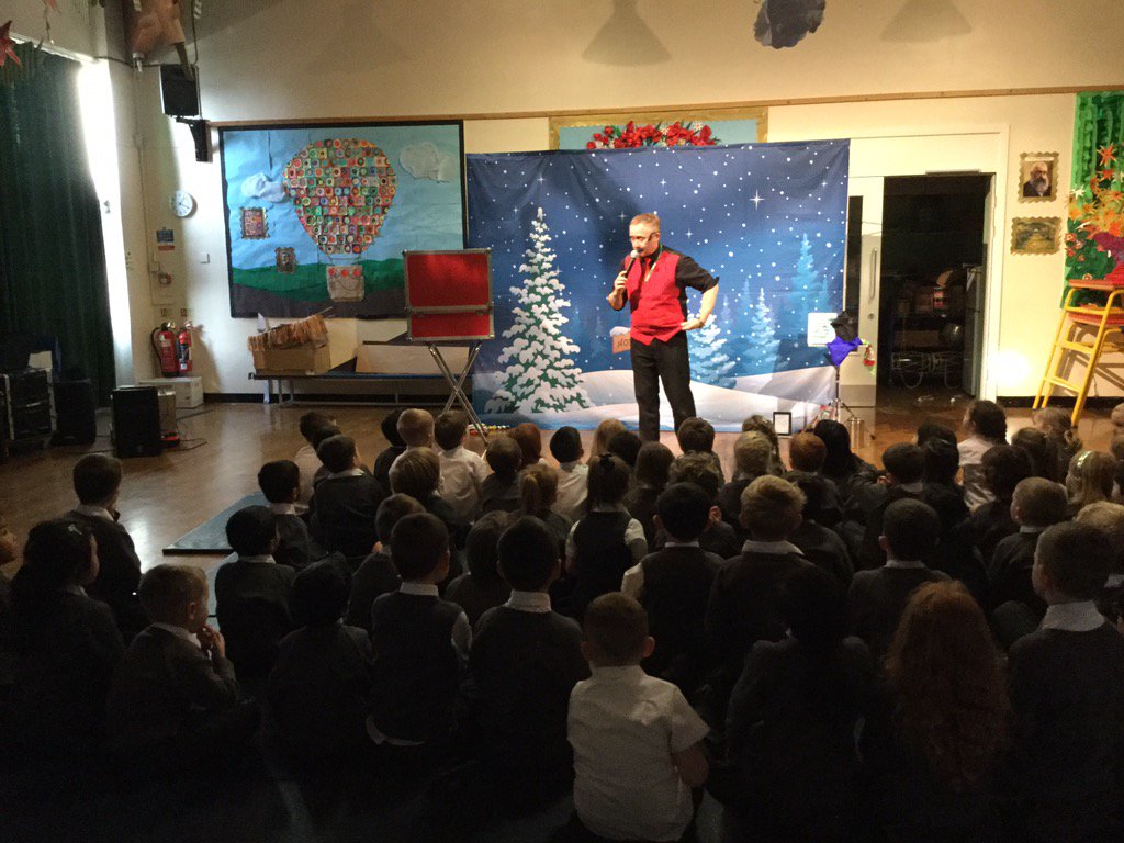 MarklandHill's tweet photo. EYFS and Willow class enjoying Magic Mark #magical #christmasisfun https://t.co/JRa4y90OlG