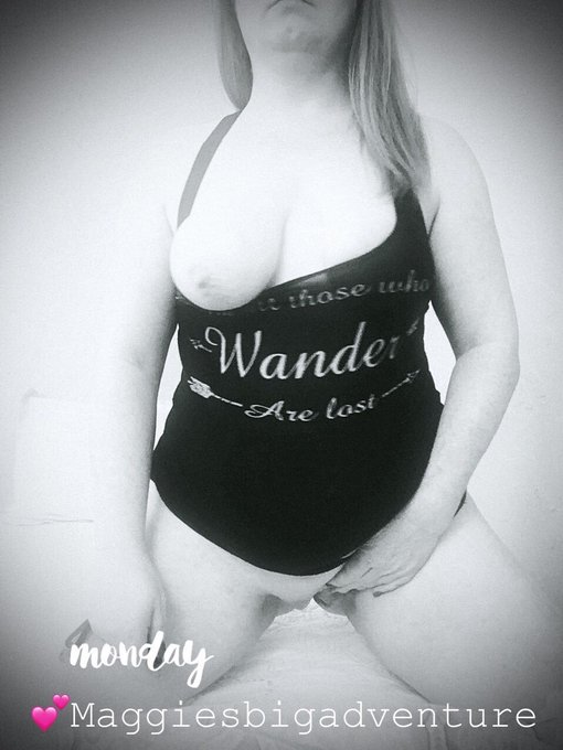 MaggiesBigAdventure (Masterspleasureslave)’s pics and videos