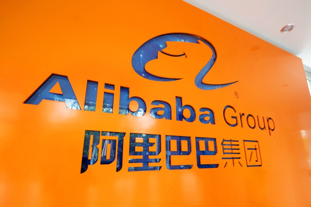tradeonetwo's tweet photo. Alibaba to Set Up First e-Commerce Trade Hub in Europe

#trade12 #trade12review #marketnews #onlinetrading #Alibaba 

https://t.co/hKtvhECfUJ https://t.co/Zv7T4DiTIO