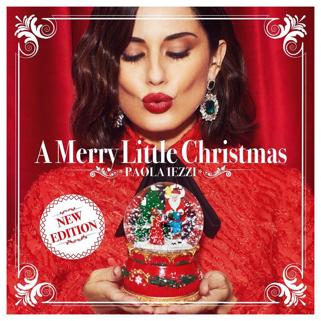 Alle 17.05 #MonografiainMusica dedicata al Natale! Apre la settimana <a href="/paolaiezzi/">paola iezzi</a> con il suo suggestivo album "A Merry Little Christmas"... non mancate!!!! <a href="/paolaiezzifclub/">Paola Iezzi Fan Club</a>