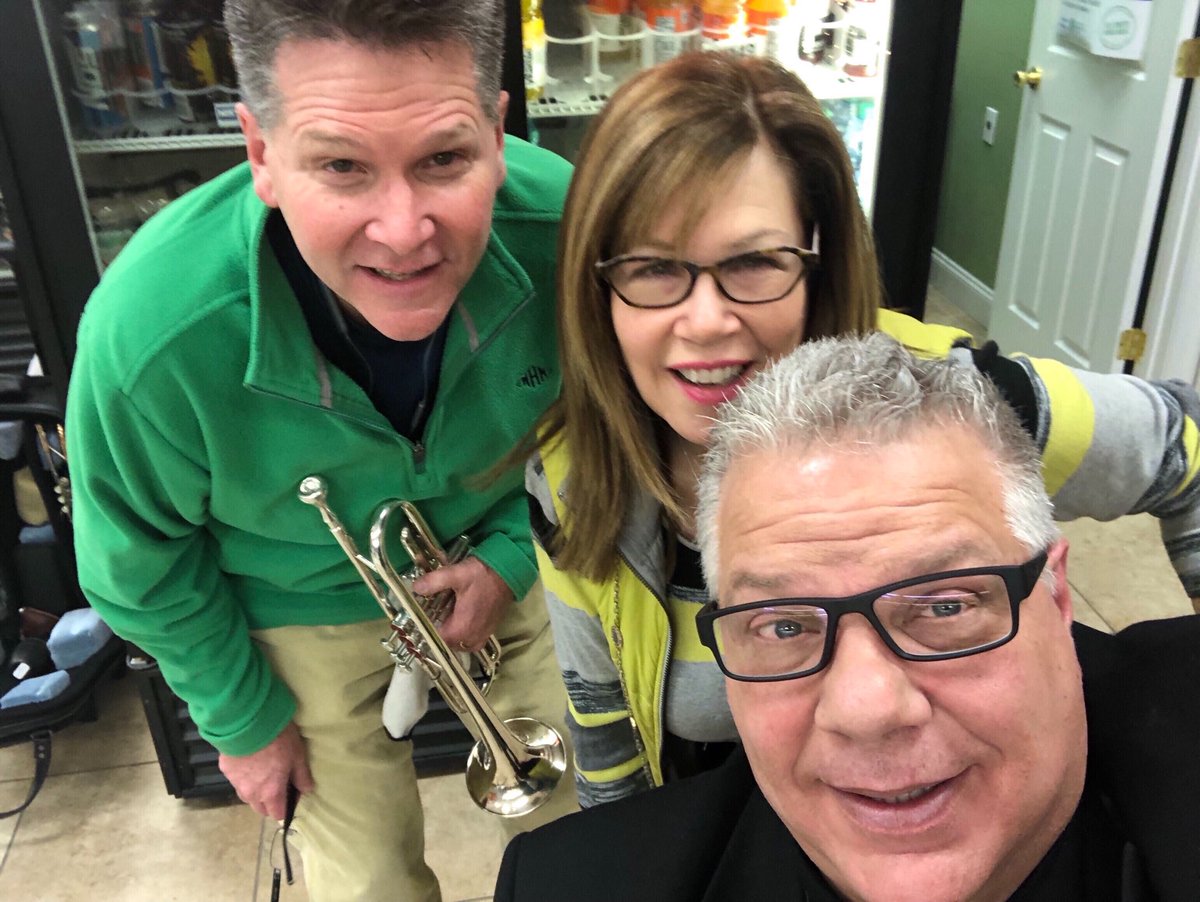Joy620WRJZ's tweet photo. Merry Christmas from our remote this morning at ⁦Vaughn Pharmacy with ⁦@bbelljoy620⁩ and ⁦@jennyjoy620⁩! https://t.co/kkb8Mb1Qi7