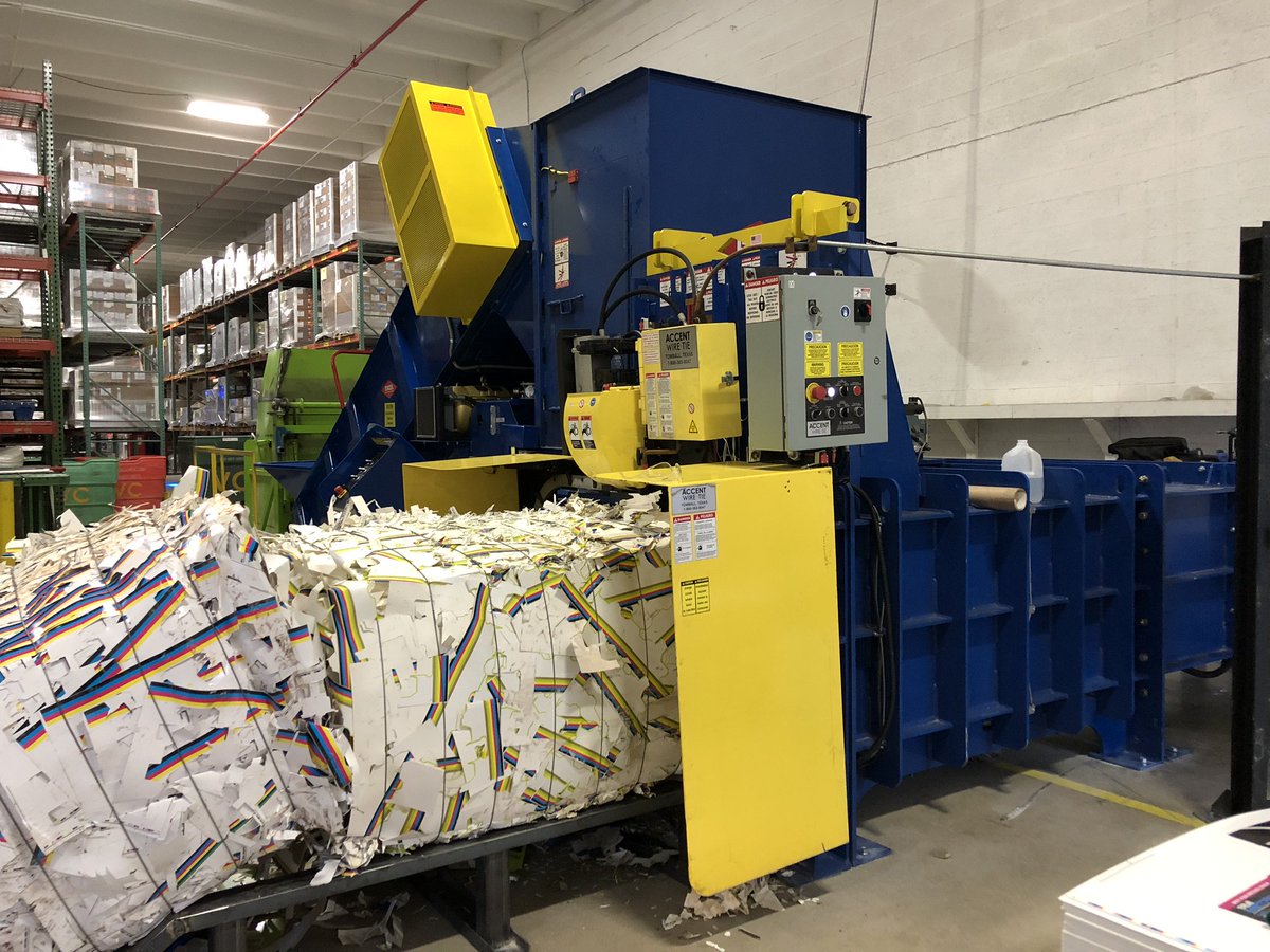 excelmfg's tweet photo. Great looking bales coming out of a 2R63 baler in Miami! #excelmfg #recyclingequipment #baler #recyclingbaler #tworambaler #recycling #excelbaler #excel #equipment #machinery #manufacturing #recyclingequipment #bales #recyclables https://t.co/an2dV3YnXS