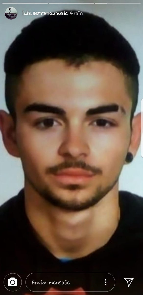 NayaraCS89's tweet photo. Seguimos sin noticias de mi hermano. Porfavor no pareis de difundir su foto. 
#niundiamassinchristian
Gracias a todos https://t.co/SOB6Ygjj9S